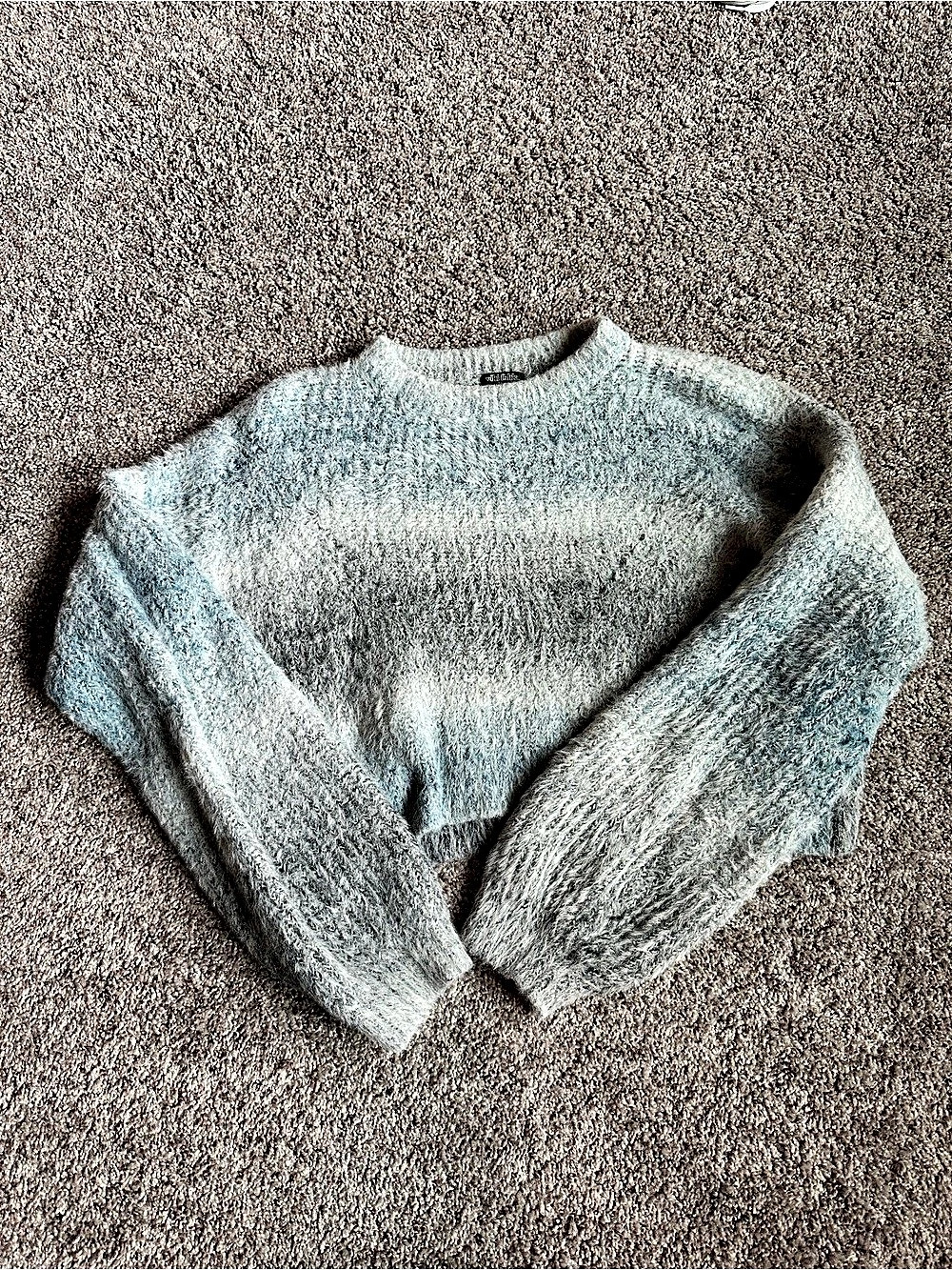 Icy Blue Fuzzy Ombre Cropped Sweater Balloon Sleeve Wild Fable Women M Soft Girl